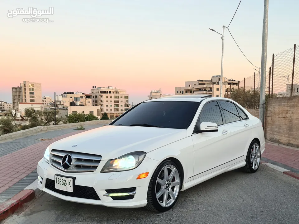 Mercedes C250 / AMG موديل 2015 فل الفل الإضافات  عداد 77000 / بحالة الوكالة  أصل AMG فل إضافات