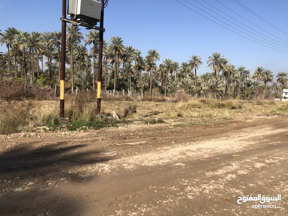 قطع اراضي للبيع 200—300—400 حسب الطلب