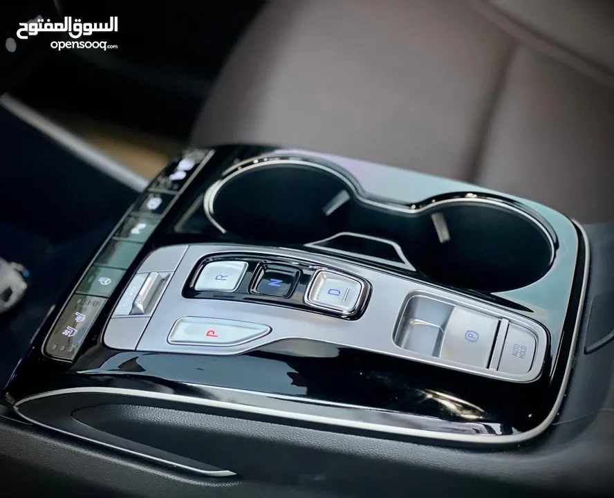 هونداي توسان/2022 فل الفل بدون فتحة سقف  2x4 ///240Hp بنزين + كهرباء  ( Haybrid) 1600cc