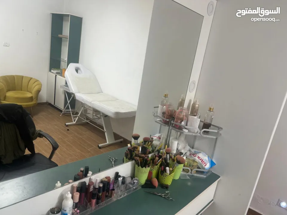 صالون تجميل للبيع بسعر مغري جدا