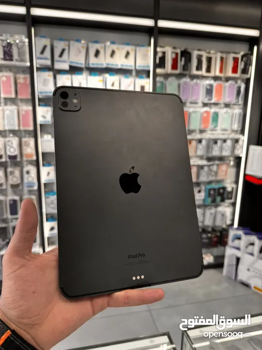IPAD PRO M4 مستعمل  Wi-Fi +cellular