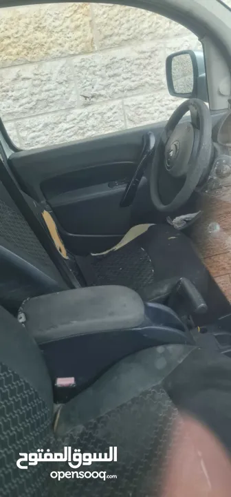 رينو كانجو 2012