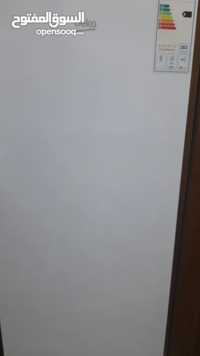 فريزر بيكو بحال الوكالة لون ابيض