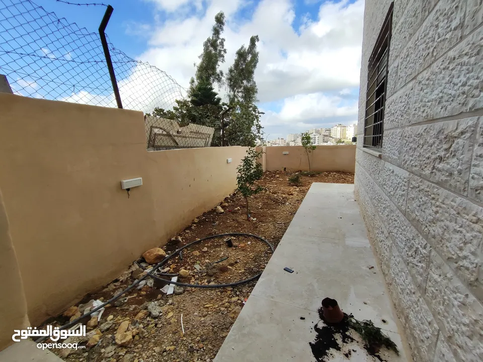 عااااججلل ششقة مع حححديقةةة غير مفروش للإيجار في عين مصباح