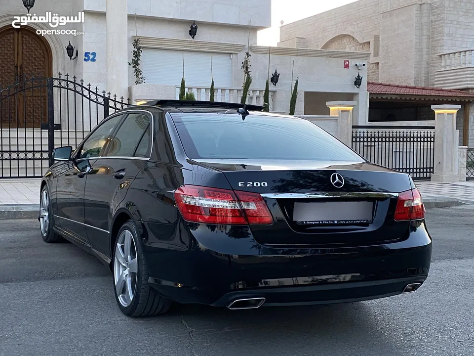 مرسيدس E200 CGi موديل 2013 صنف AMG وارد الشركه توفيق غرغور