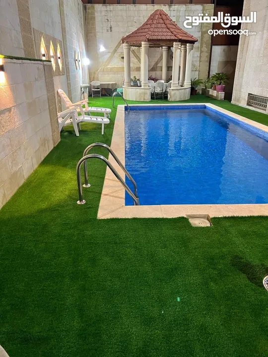 ترتان عشب صناعي