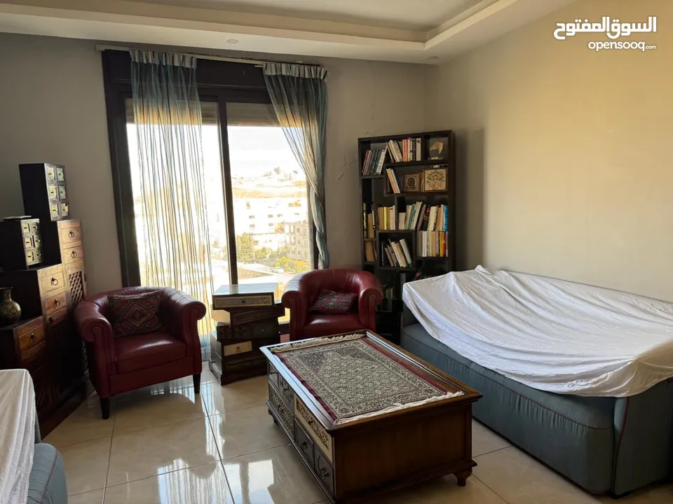 شقة مفروشة راقية للإيجار – طريق المطار  T213