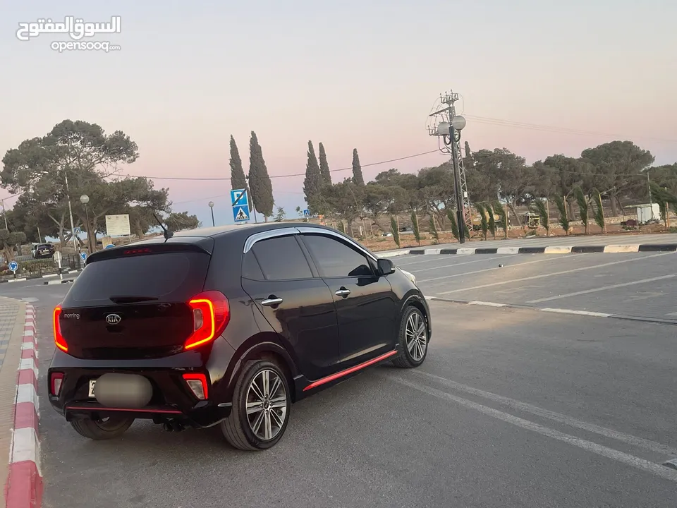 للبيع كيا بيكانتو جتي لاين و كيا اوبتيما k5  سعر حرق البيكانتو 44000 و الاوبتيما 47000 كاش