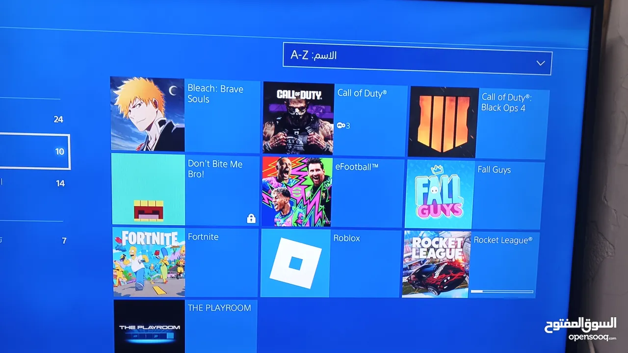 Playstation 4 slim 1tb  مع ايدتين اصليات