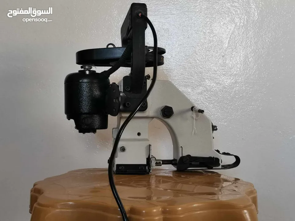 ماكينه خياطه جديده صناعه هنديه الصناعه الثقيله نخب اول درز وخياطه شوالات والقماش  واستخدامات اخرا  ل