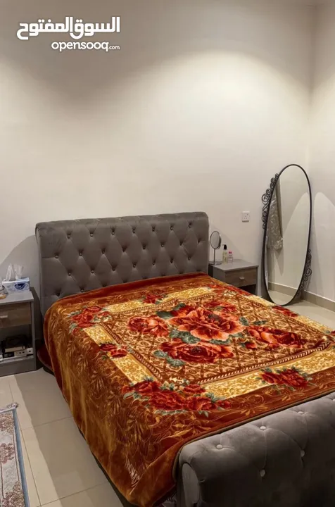 أثاث مستعمل بحالة ممتازة