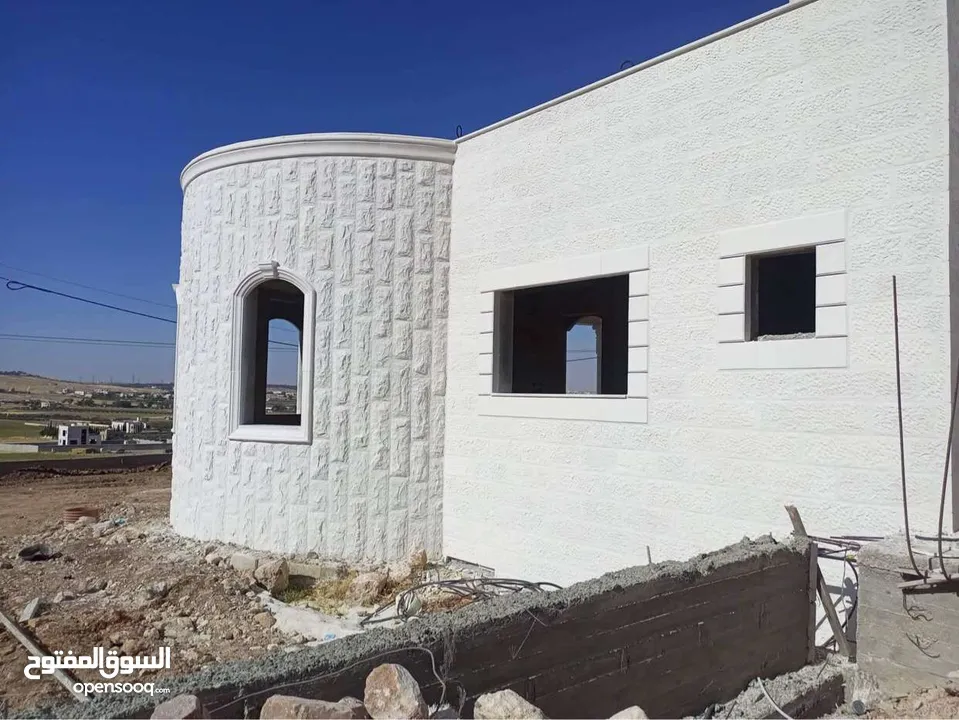 كحيل حجر  وتنظيف الصاروخ بالقذق الرملي او الصاروخ وصيانة المباني القديمة وعزل الحجر بماء الزجاج