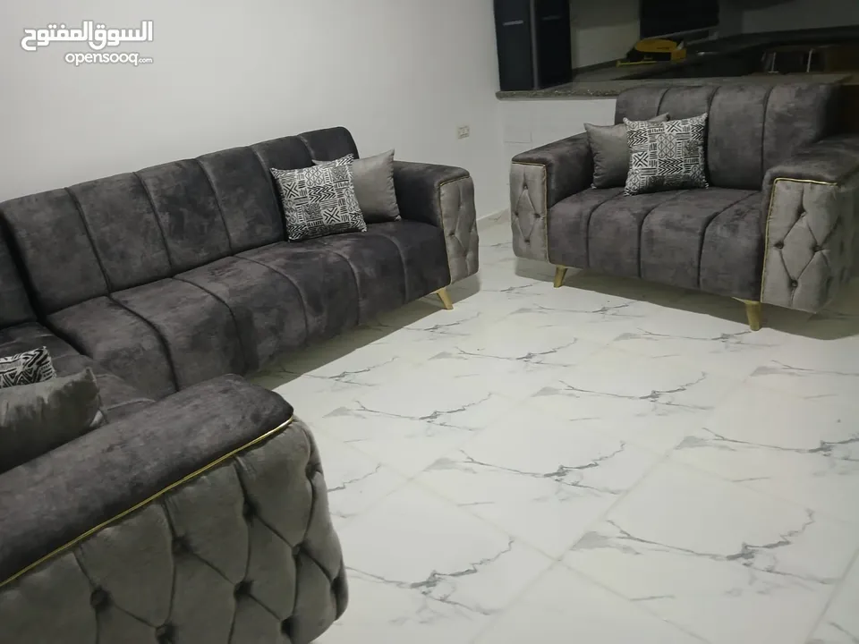 طقم كورنر بحالة الوكاله  للبيع