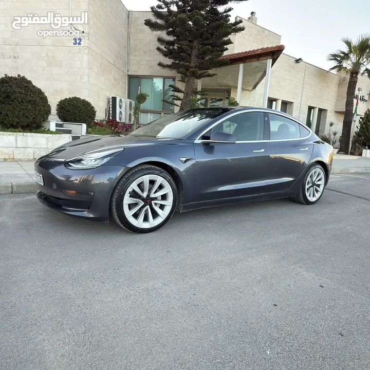 تيسلا 3 موديل 2020 long range لون فيراني دفع رباعي بحالة الوكاله السعر 17250
