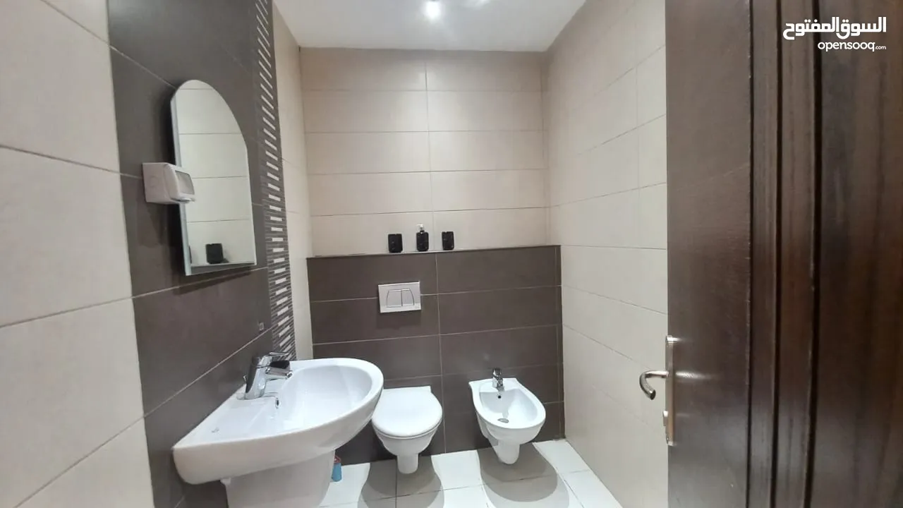 شقة شبه مفروشة للايجار في عبدون  ( Property 39252 )-175064071