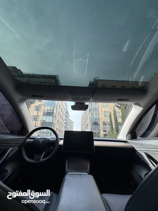 Model 3 / standard plus 2021 Autoscore B+      بحالة الوكالة (%84) اعلى سكور فحص كامل / عداد قليل