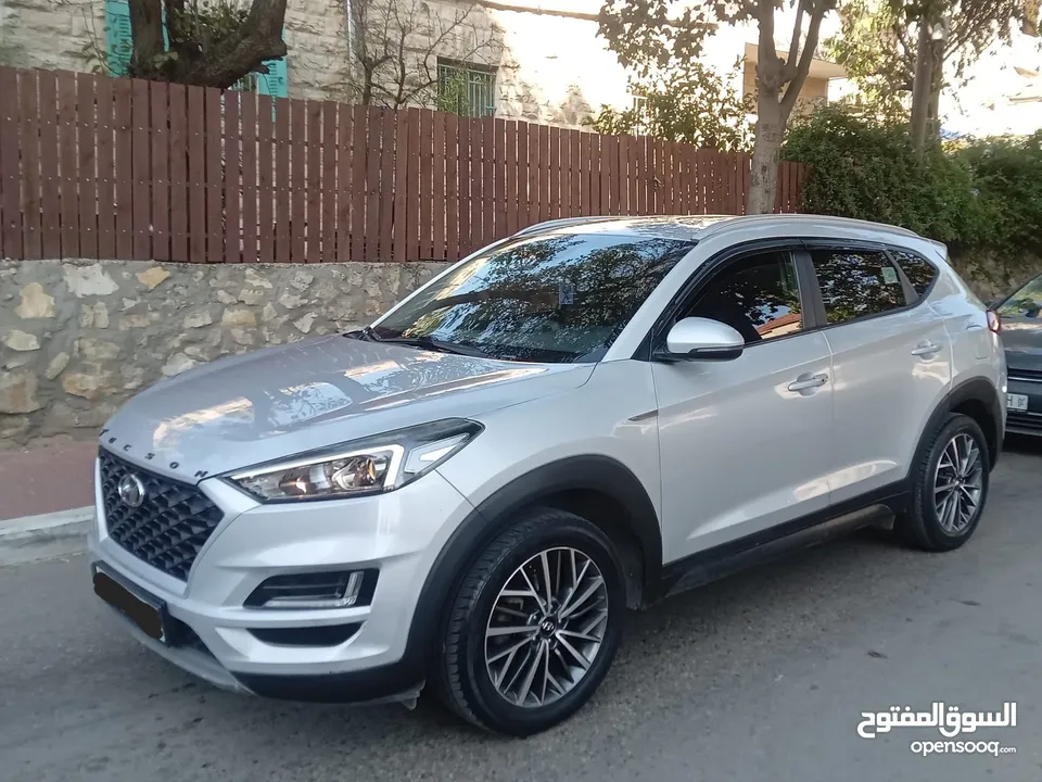 توسان. فللللل بدون فتخه. 4/4. بسعرررر حرق حرق. حرق