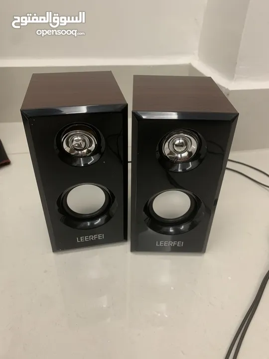Leerfei speakers