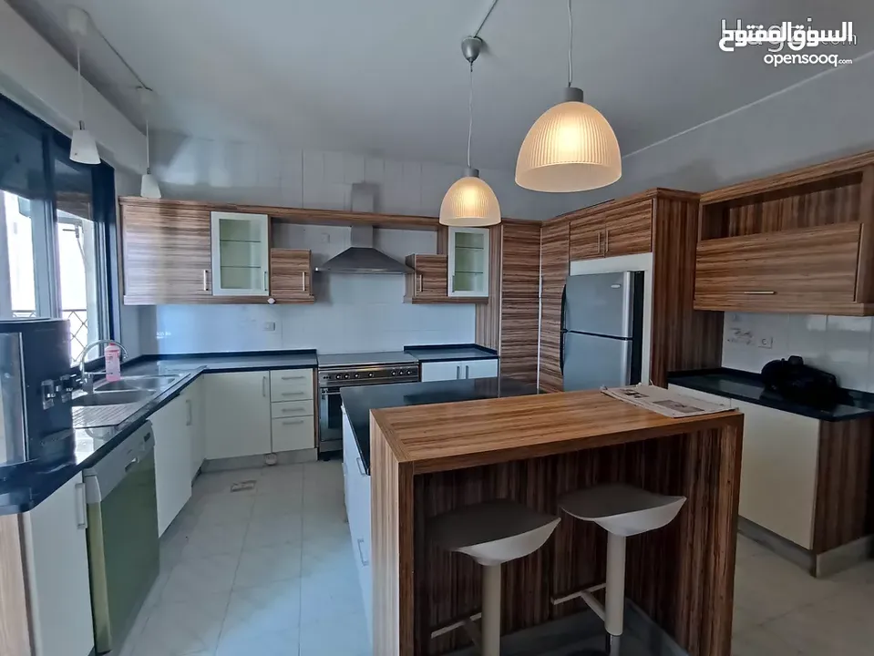 شقة مفروشة للإيجار 220م2 ( Property 19115 ) سنوي فقط