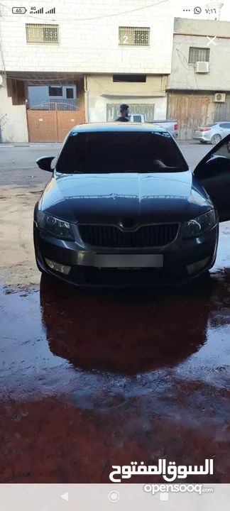 سكودا اوكتافيا 2014 مجلسة جنحان خلفية وعاملة قشرة سقف .و ع الفحص كلو