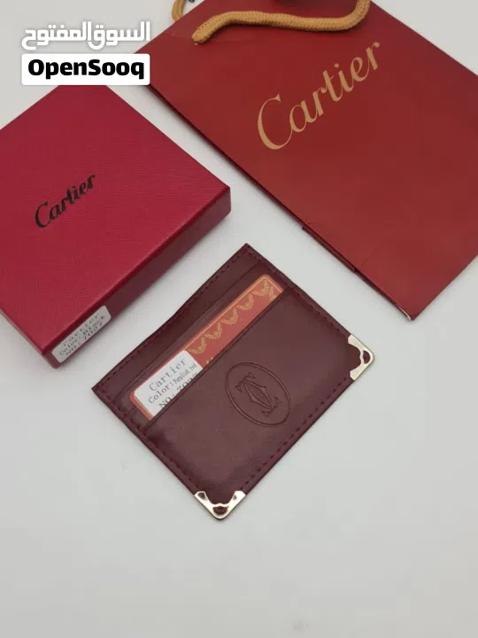 بوك كارتير كارد هولدر محفضه من ماركة كارتير وديور ماستر كوالتي جوده عاليه جدا مع جميع المرفقات.