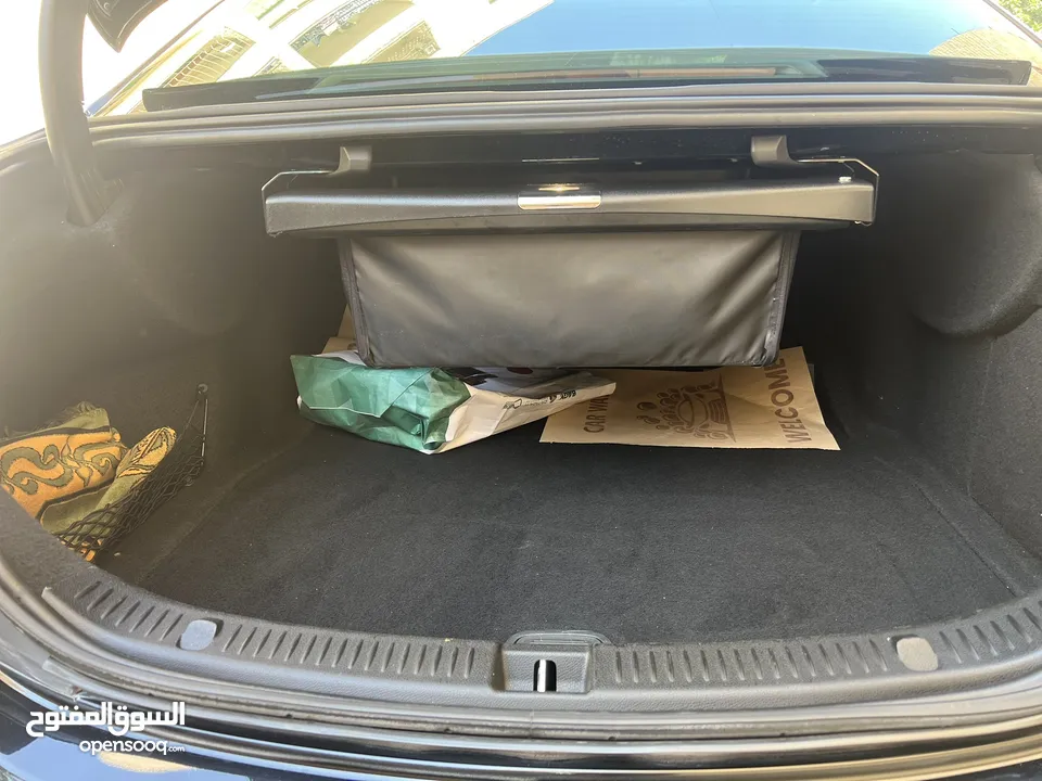 Mercedes-Benz E200(2017)