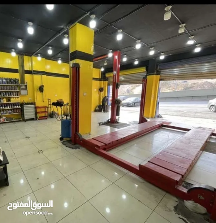 فرصة استثمارية مميزة شركة صيانة سيارات مجهزة بالكامل للبيع