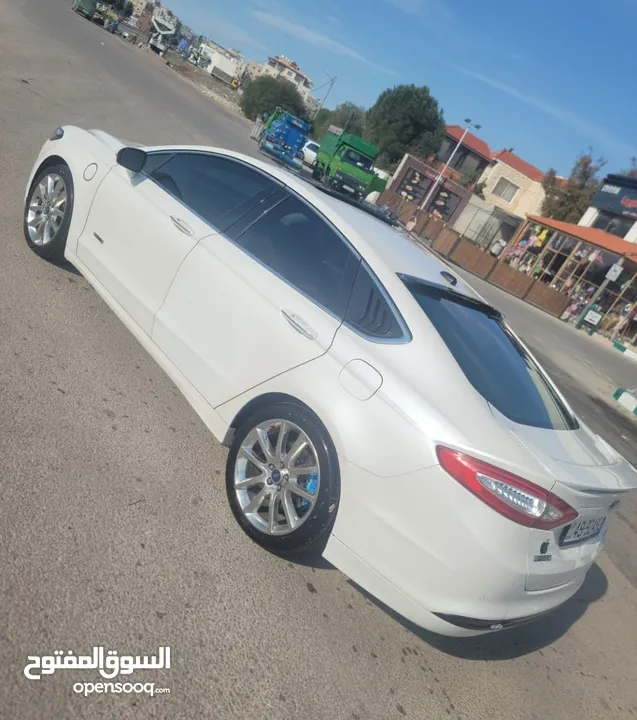 فورد فيوجن 2013