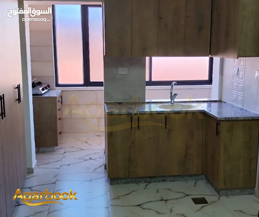 استوديو مفروش للايجار في شارع القدس بالقرب من الهلال الاحمر