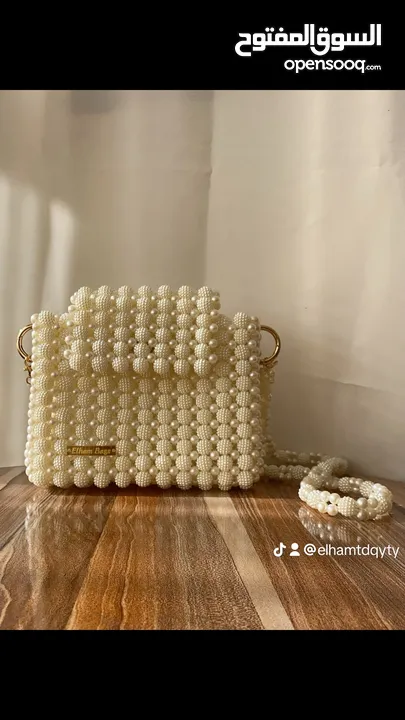 شناتي خرز معمولة يدويا من خرز الكرستال وخرز حبيبات التوت واللؤلؤ