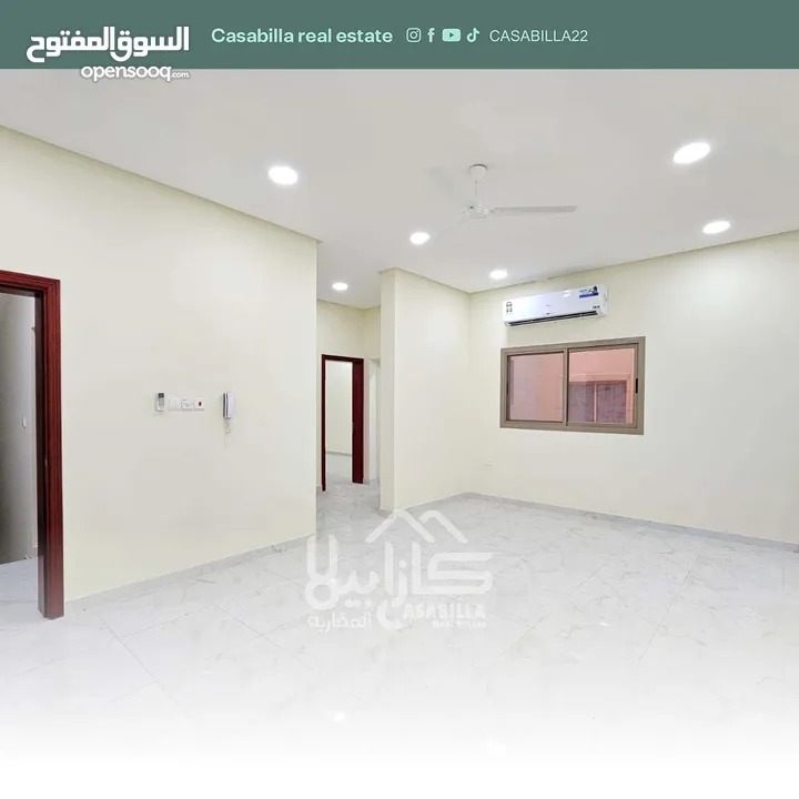 للبيع شقة جديدة اول ساكن في منطقة الرفاع الشرقي قرب مسجد بن حويل