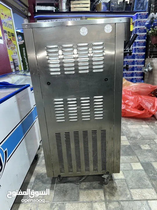 ماكينة بوظه ( ايس كريم )  ice cream machine