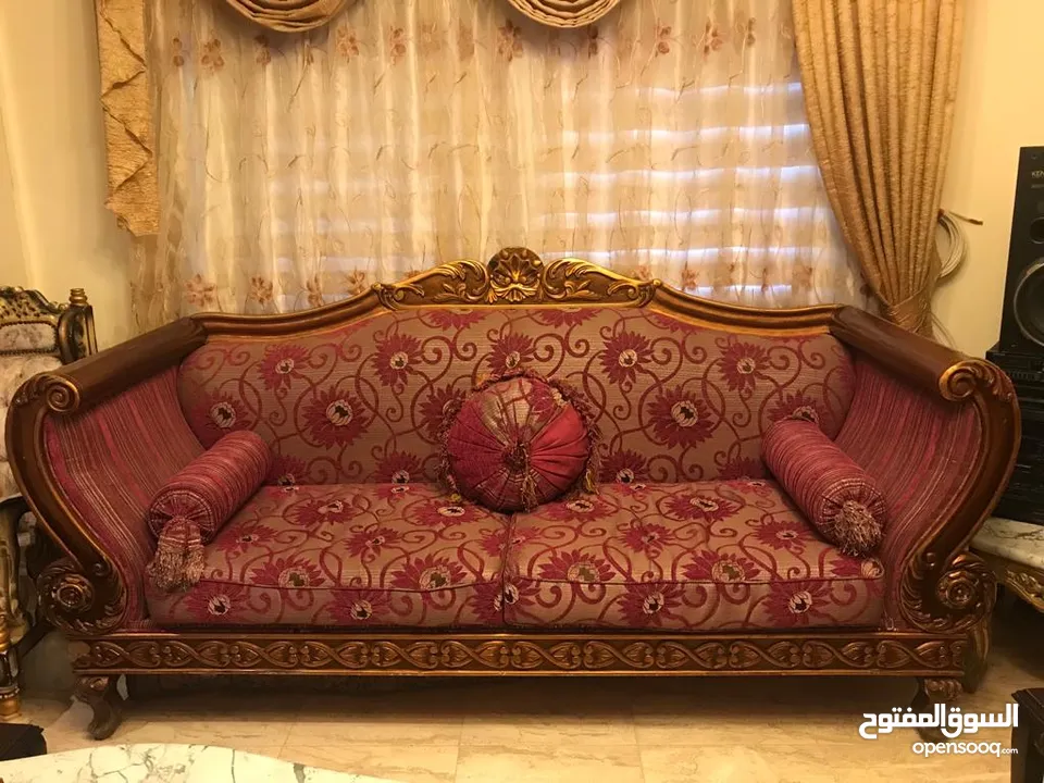 طقم كنب زان فاخر ثقيل للبيع