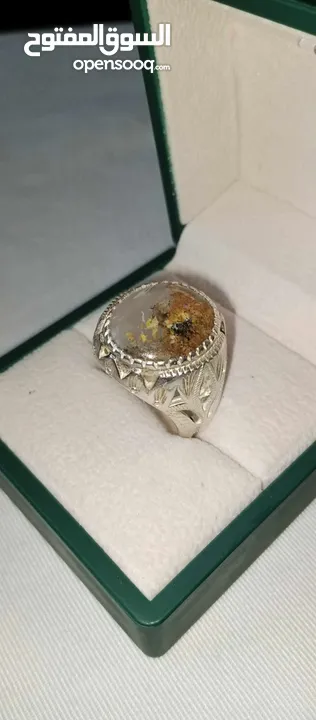 مجموعه خواتم فضة مشكلة  اكثر من 30 خاتم عيارات الفضة 925 و 990 و 1000 خواتم مع شهادات صياغات مشكلة