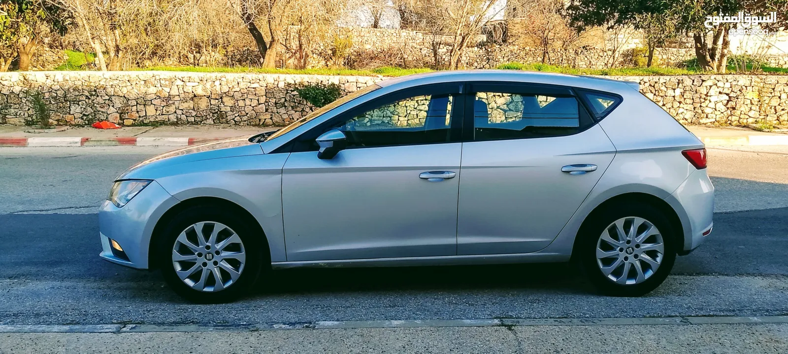 سيات ليون جير عادي