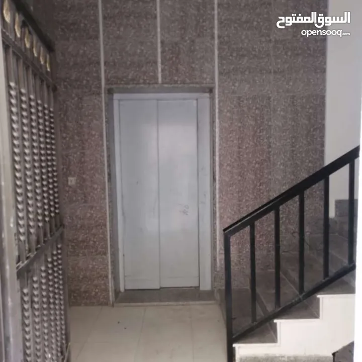 شقه للايجار لعائله صغيره او عرسان