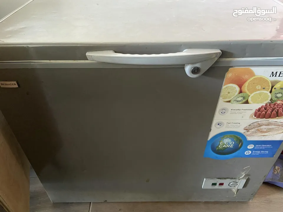 عدة مطعم كاملة مع ثلاجات تخزين وعرض ..بسعر مغري للجادين فقط سعر نااار وحرق