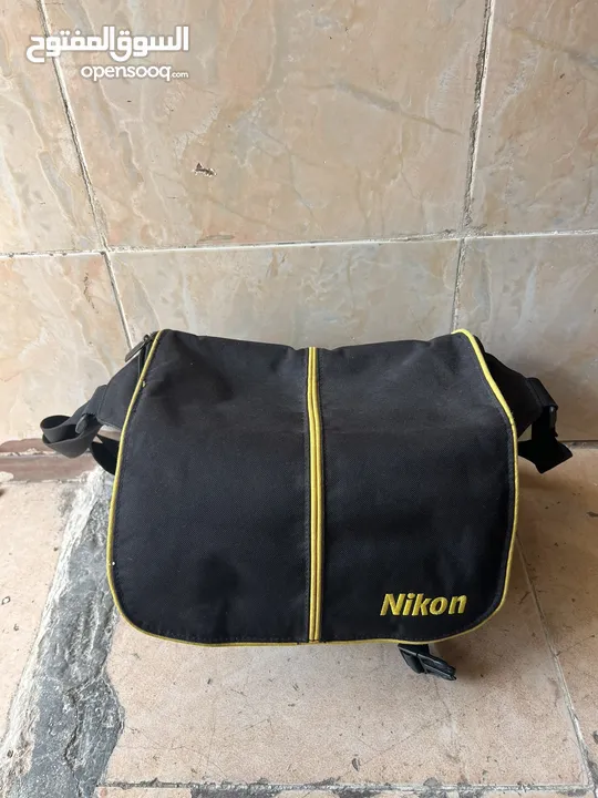 Nikon d3000 not any problem with out Len only camera bag charger and battery