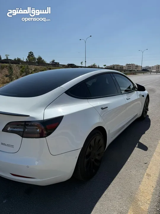 Tesla Model 3 Long Range // 2022  ممشى قليل