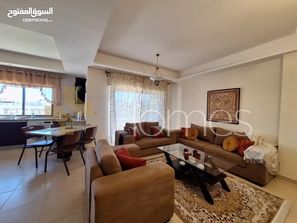 شقة طابق ثاني للايجار في عبدون بمساحة بناء 100م