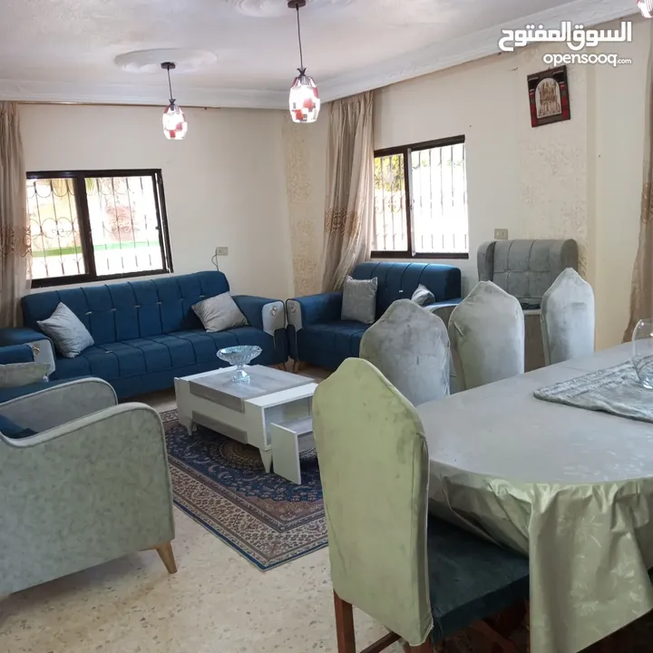 فيلا مستقلة مفروشة للايجار اليومي أو الاسبوعي أو الشهري  مطلة على جبال اشتفينا وعجلون عائلات فقط