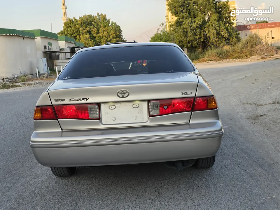 Toyota camry XLi 2002 GCC V4 price 9,000 AED