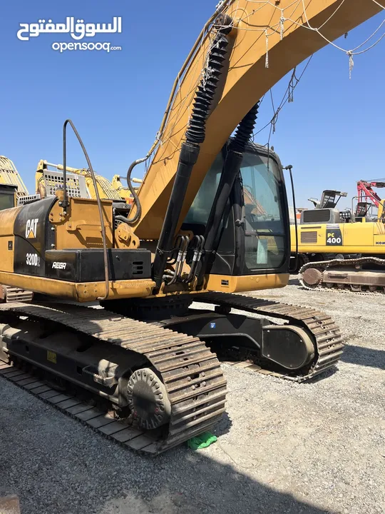 CAT 320D2 EXCAVATOR  DUBAI  SAUDI ARABIA