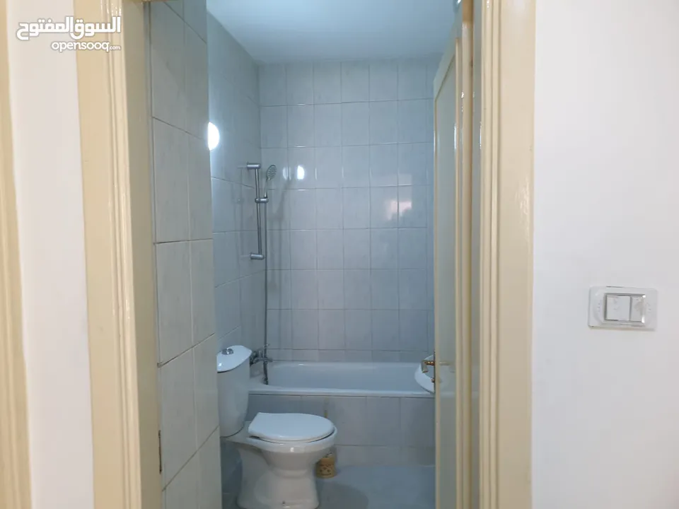 شقة ارضية للإيجار