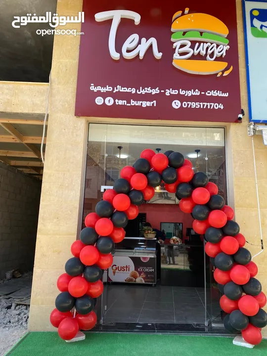 مطعم جديد في السلط ،.لبيع الوجبات السريعة والعصائر الطبيعية للبيع ، المطعم بحالة ممتازة