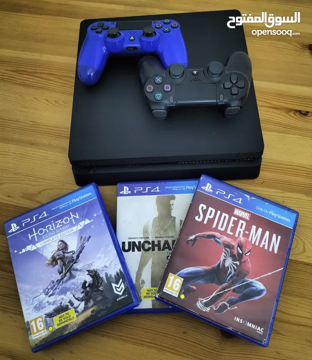 PS4 Slim 500GB - Like New  2 Controllers + 3 Disc Games + 8 Preinstalled Games!