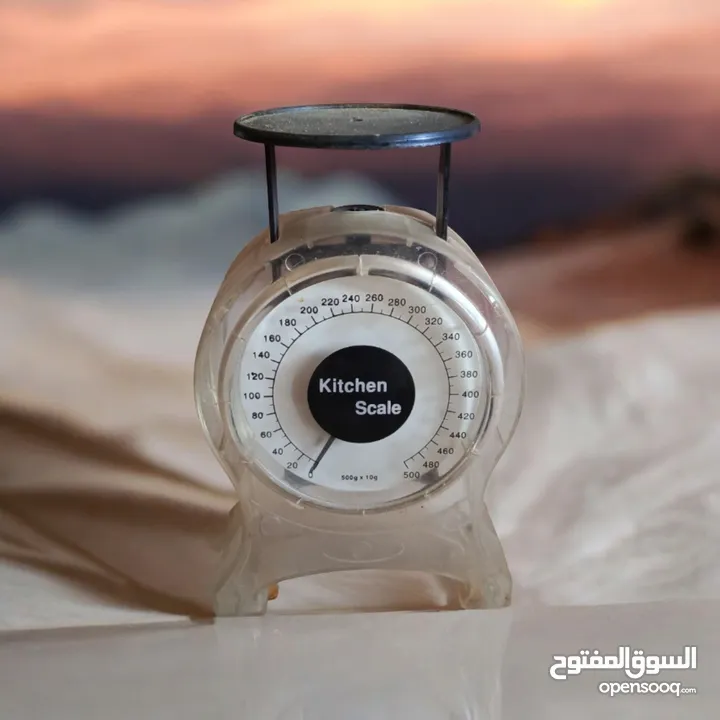 بازااااار الدينااااار اي قطعه بدينار واحد فقططط
