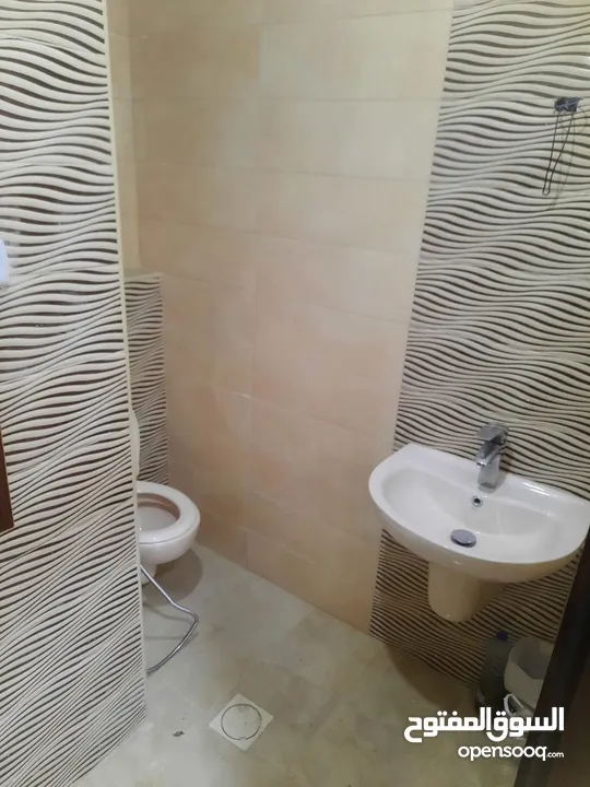 شقة أرضيه بعرجان مميزة