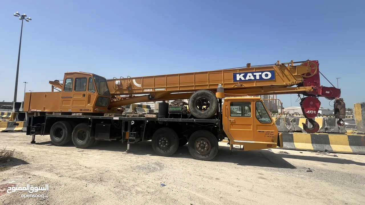 Crane KATO 40 Ton for Sale