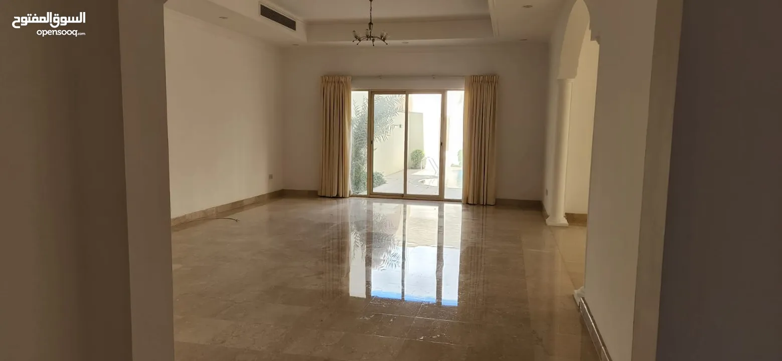 فيلا سكنية للإيجار في بو عشيرة  Residential villa for rent in Bu Ashira